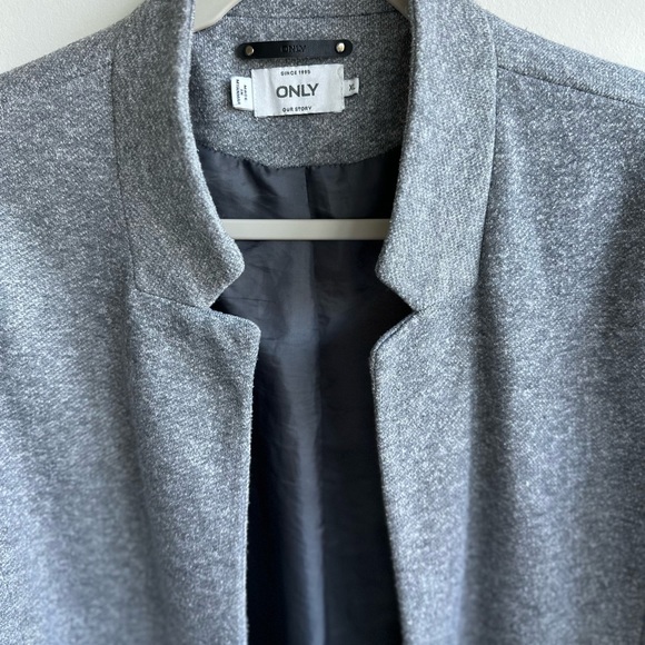 ⭐️Only Women’s Tailored Coat Size: XL Color: Gray⭐️ - Picture 5 of 14